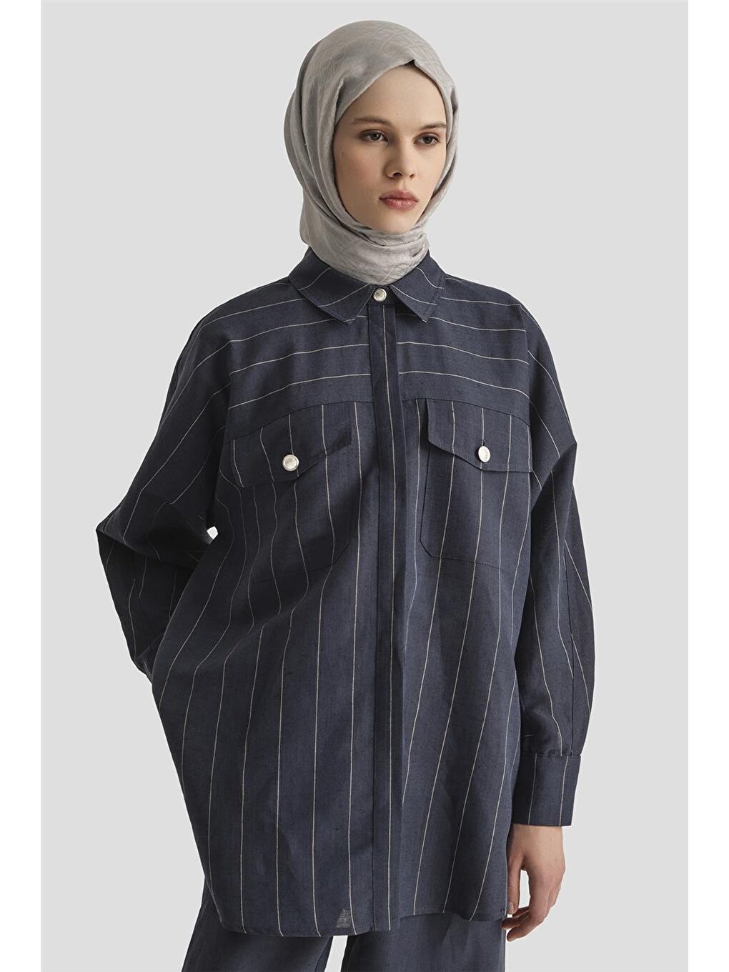Çizgili Gömlekli Takım 25Y6010 Lacivert-3