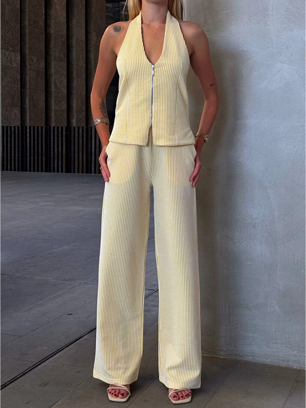 Kadın Sarı Çizgili Önü Fermuarlı Bluz Pantolon İkili Takım HZL25S-ZK13691-3