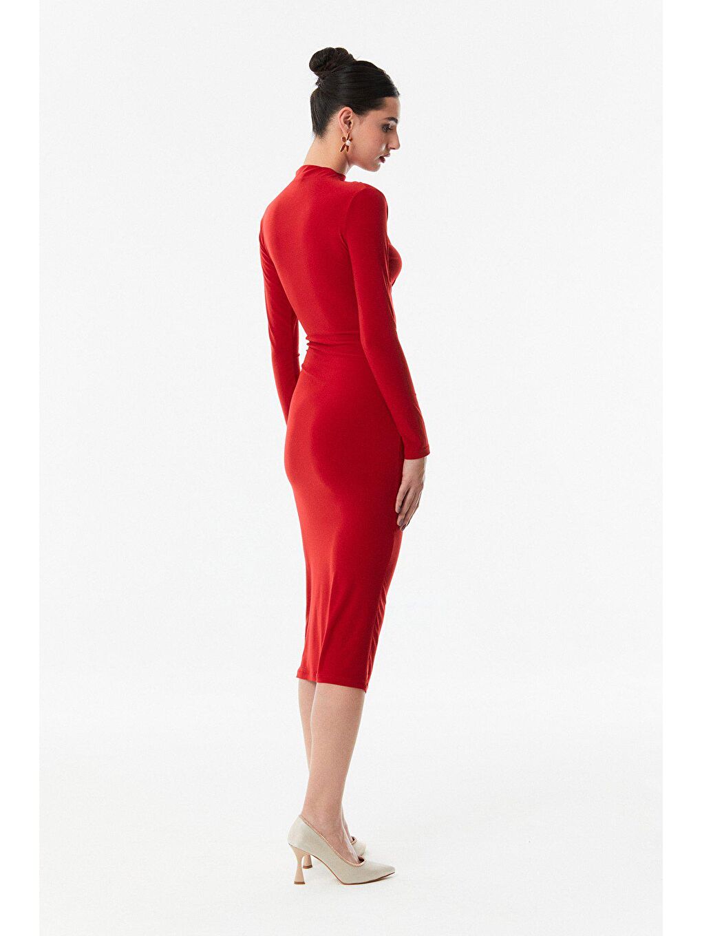 Kırmızı Yanı Büzgülü Dik Yaka Elbise-1