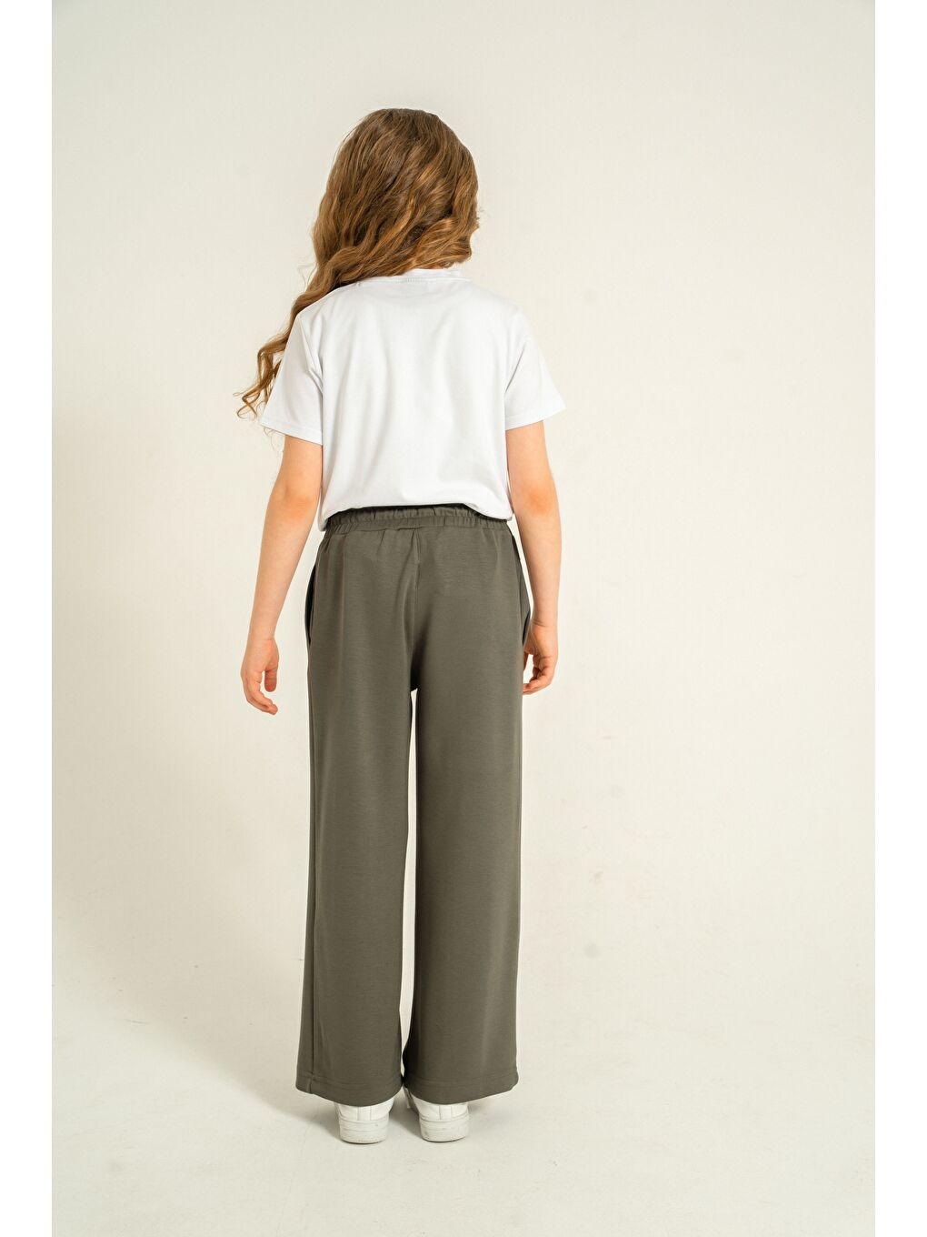 Haki New Team London Nakışlı Yumuşak Dokulu - Comfort Kumaş Kız Çocuk Eşofman Altı-5