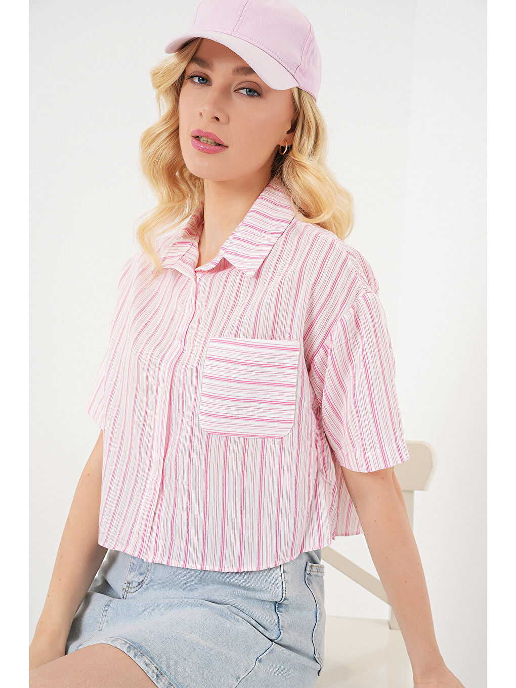 Pembe Kadın Çizgili Crop Gömlek 20342 - Pudra-2