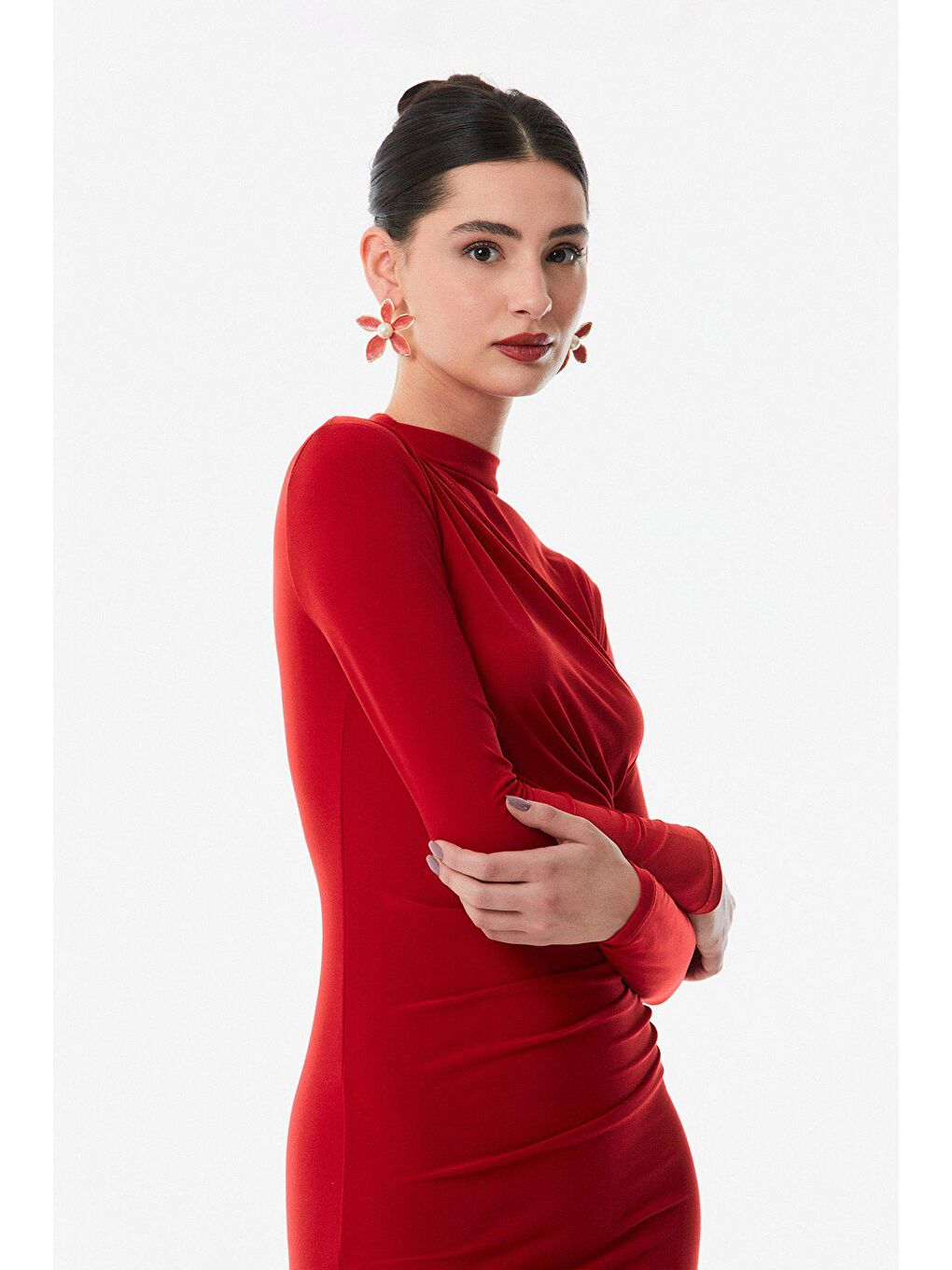 Kırmızı Yanı Büzgülü Dik Yaka Elbise-3