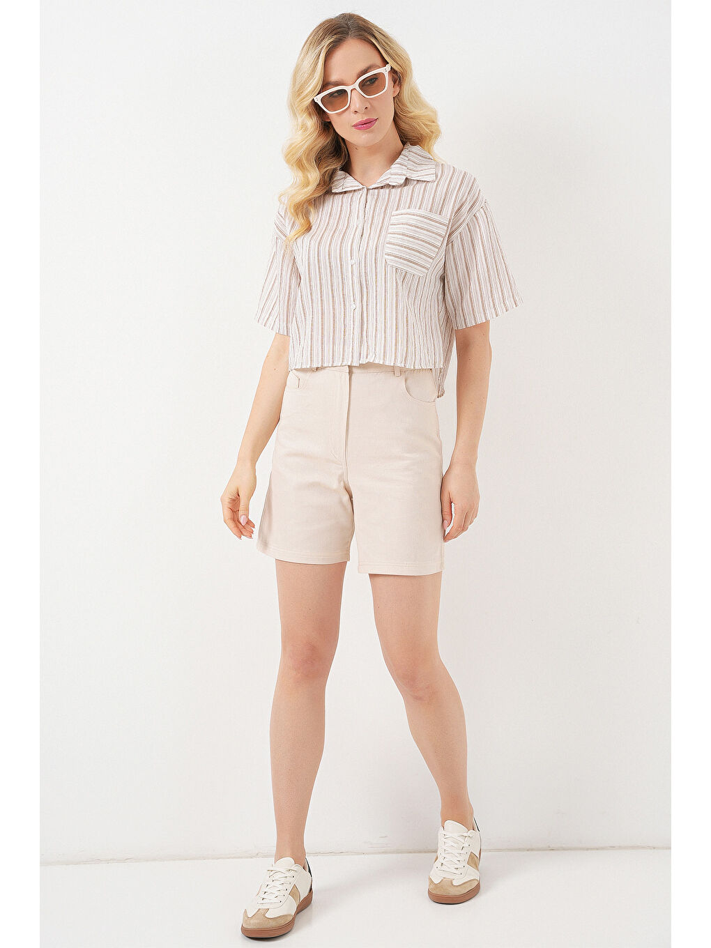 Kadın Çizgili Crop Gömlek 20342 - Bej-2