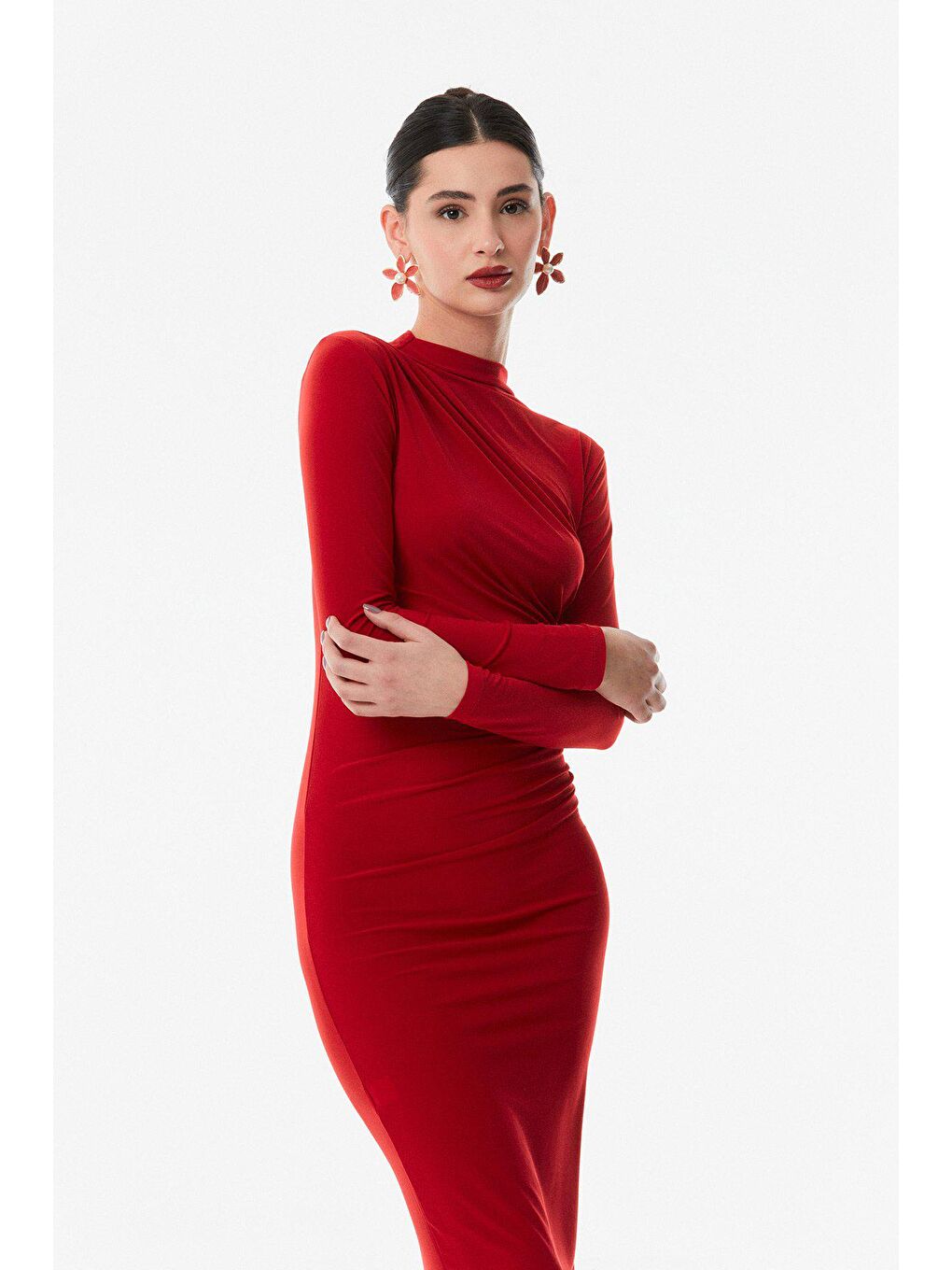 Kırmızı Yanı Büzgülü Dik Yaka Elbise-4