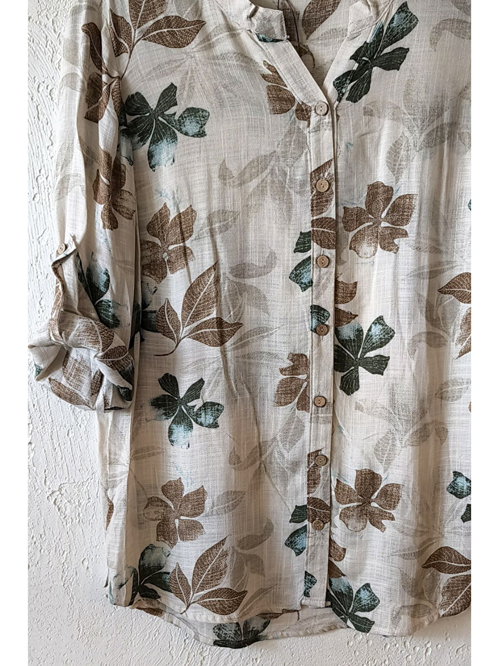 Ekru Krem Hakim Yaka Düğmeli 3/4 Kol Çiçekli Yırtmaçlı Casual Pamuklu Oversize Dokuma Gömlek 73 60-1