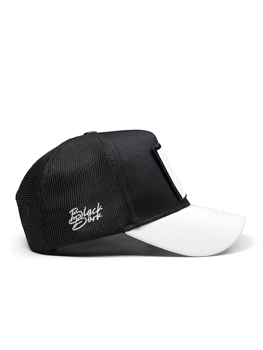 BlackBörk V1 Trucker Boss - 1BS Kod Logolu Unisex Beyaz Siperli-Siyah Şapka (Cap) - 1