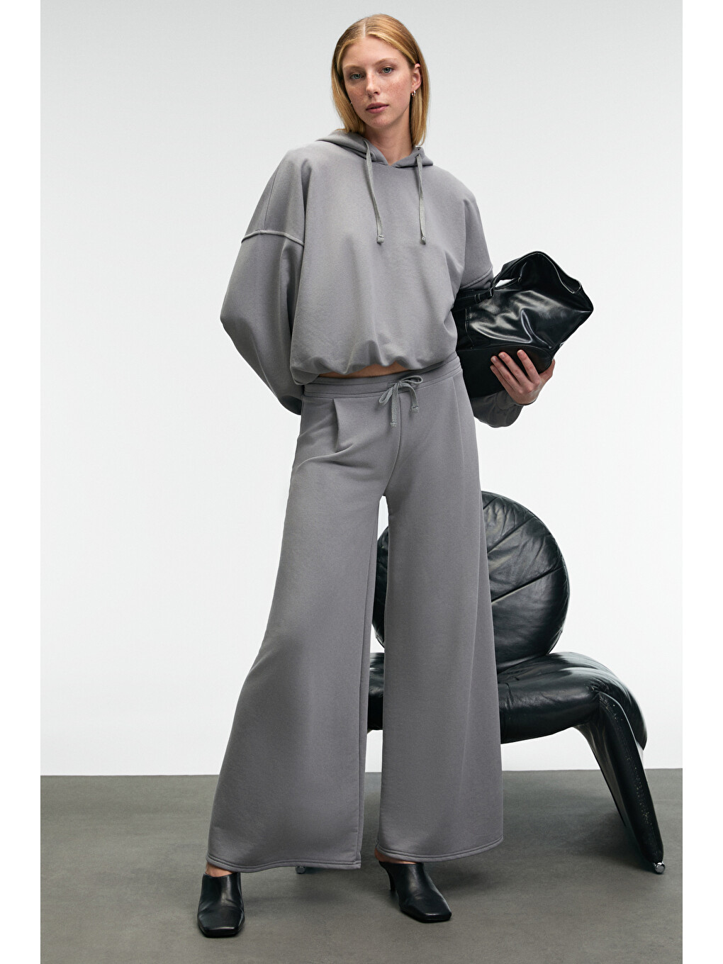 Ormıra Kadın Oversize Fit Yanları Cepli Lastikli Bel Gri Eşofman Altı