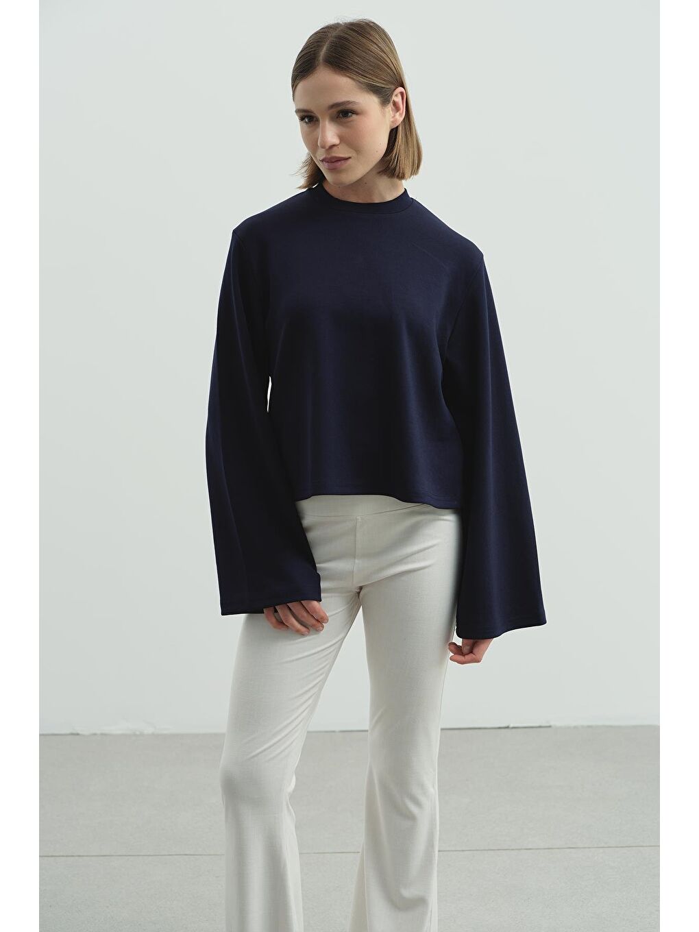 Oversize Basic Kısa Sweatshirt 981 Lacivert