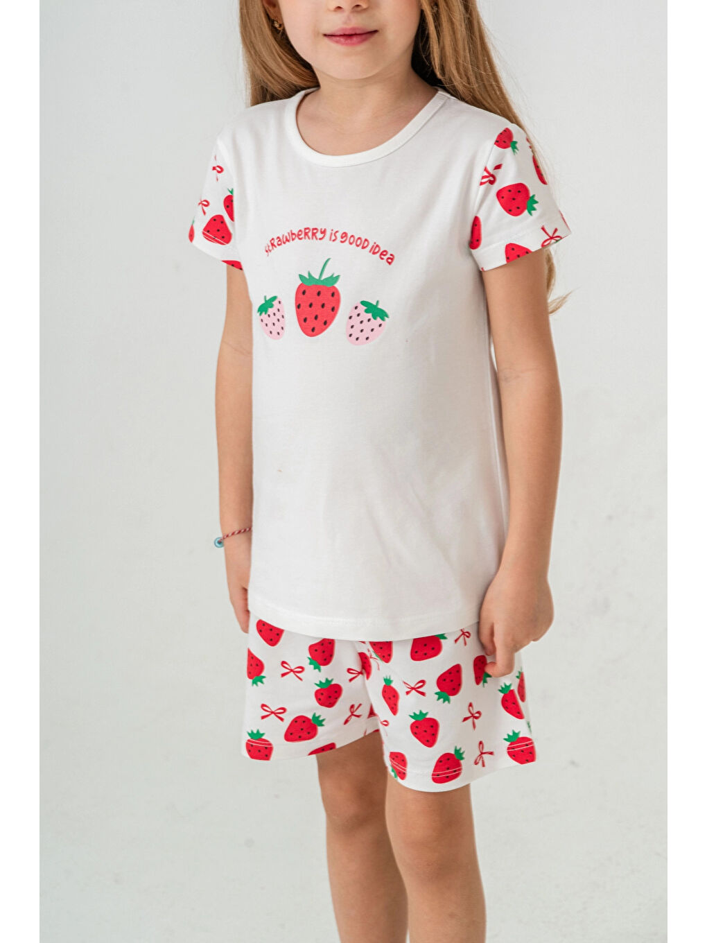 Ekru Çilek Baskılı Kız Çocuk Şortlu Takım 50360-2