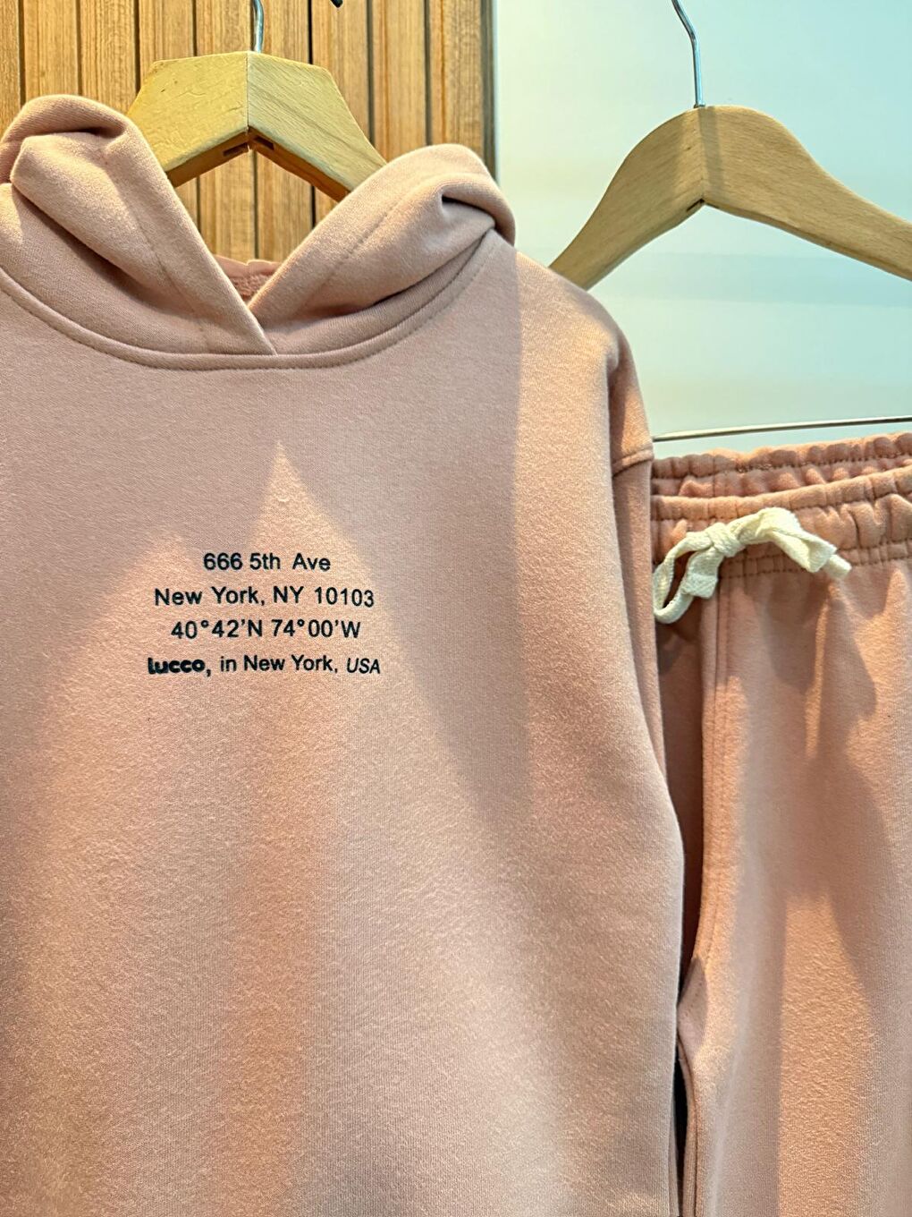 Pembe Kız Çocuk Pamuklu Gül Kurusu Kapüşonlu Sweatshirt Ve Geniş Paça Eşofman Takım-2