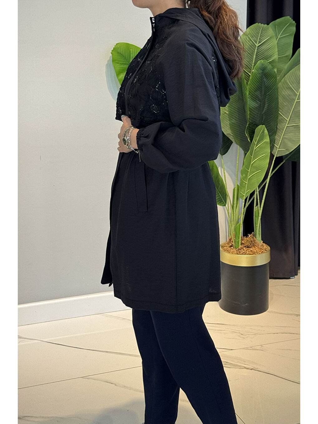 Çiçek İşleme Kapak Detaylı Ceket Kapüşonlu Kap 140098 Siyah-1