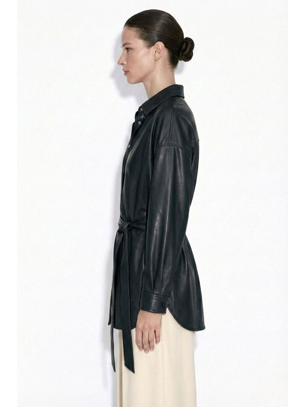 Deri görünümlü Kuşaklı Siyah Gömlek Tunik-1