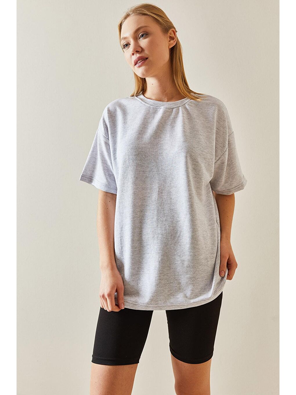 XHAN Gri Oversize Basic T-Shirt 3YXK1-47087-03 - 3