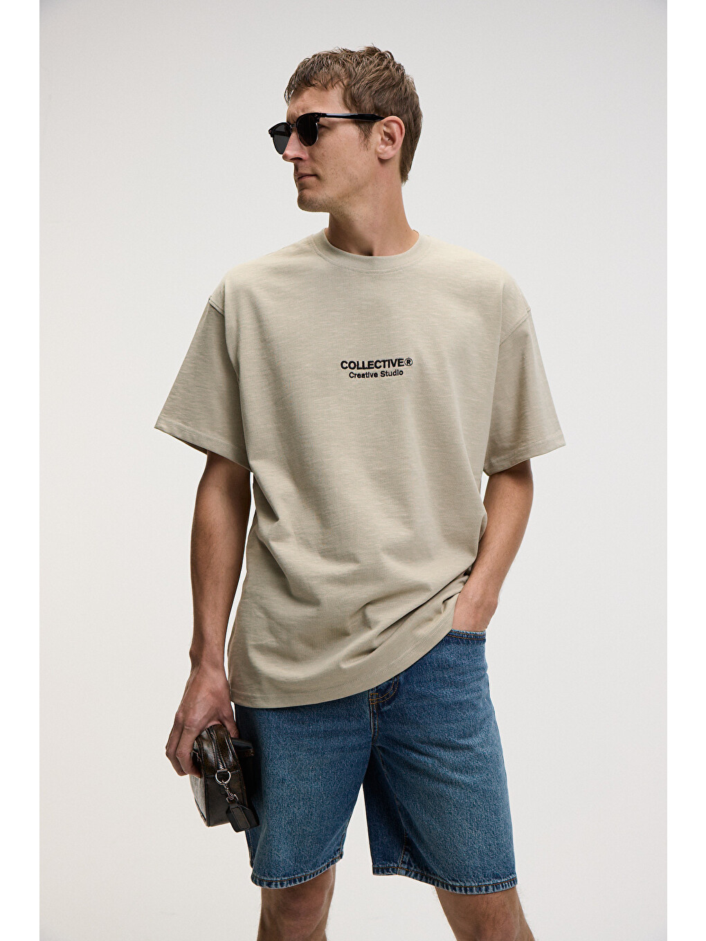 Bej Collectıve Erkek Ön Nakış Arka Baskı Detaylı %100 Organik Pamuk Oversize Kısa Kol Taş T-shirt