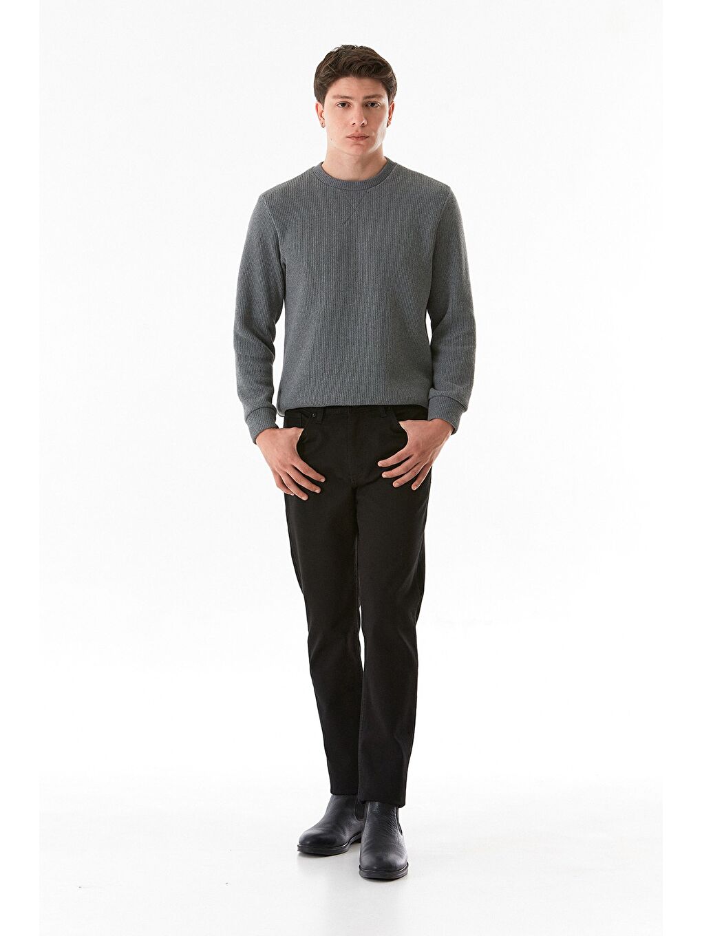 Siyah Fermuarlı Straight Jean Pantolon-1