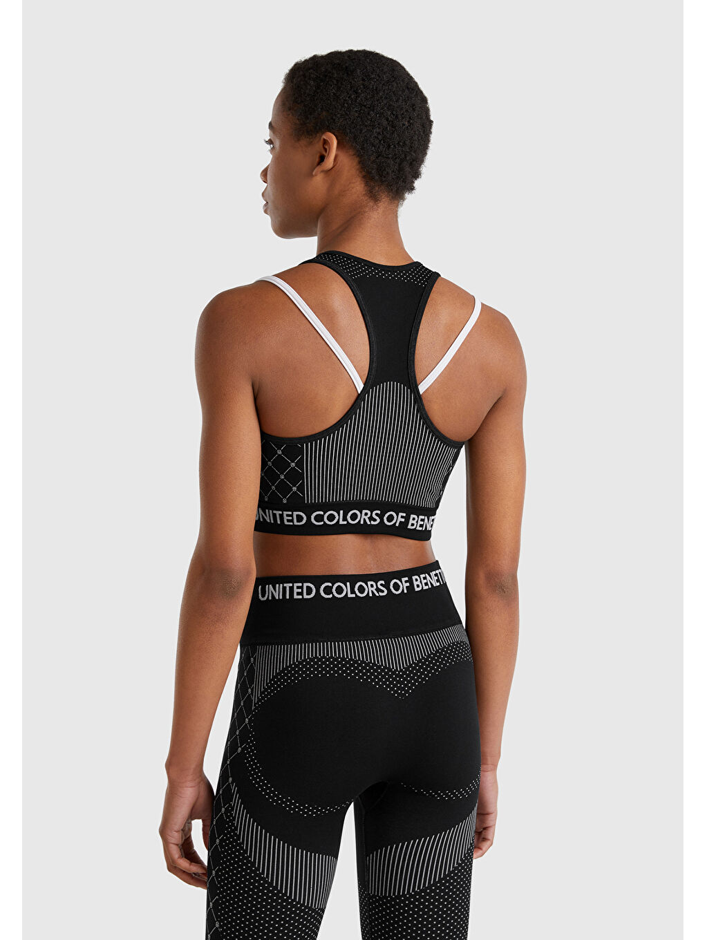 Kadın Siyah Desenli Beli Logo Bantlı Askı Detaylı Crop Atlet-2