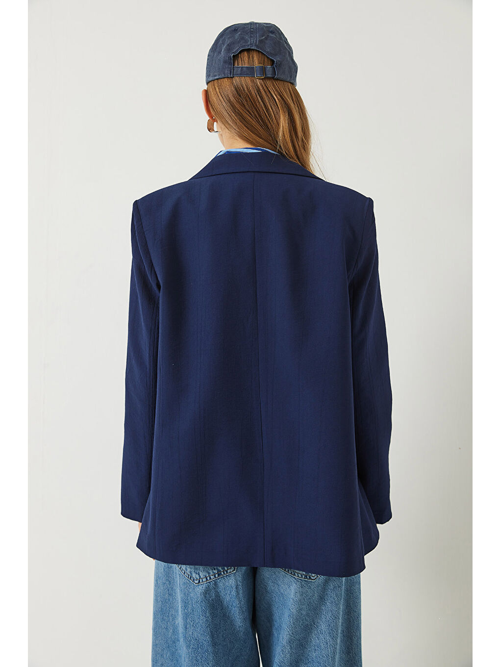 Lacivert Kadın Vatkalı Astarı Çizgili Çilek Kumaş Blazer Ceket-6