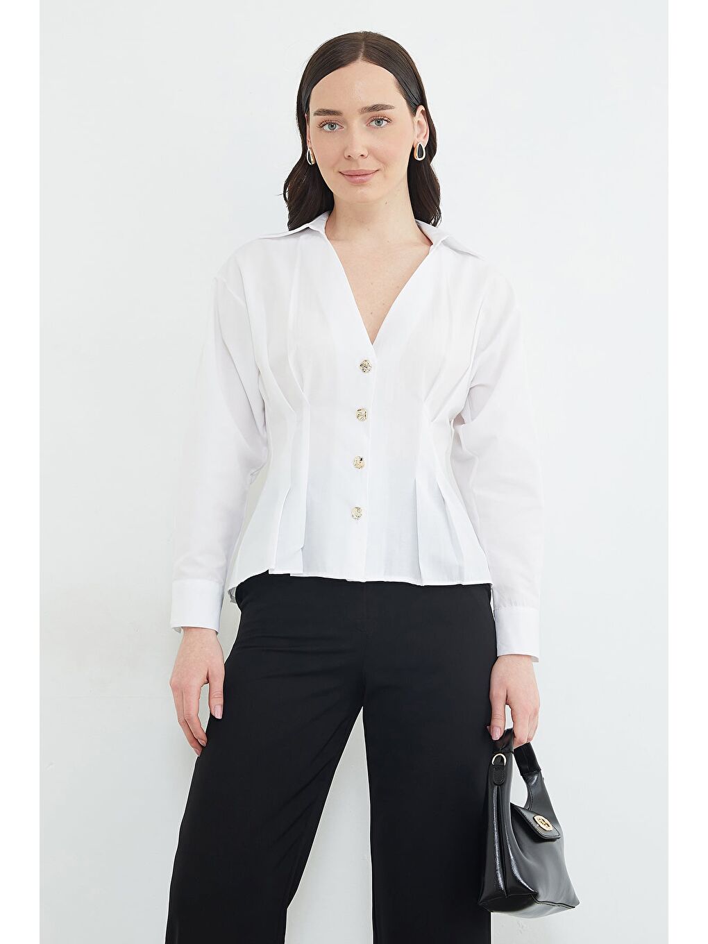 Beyaz Beli Pensli Pileli  Gömlek