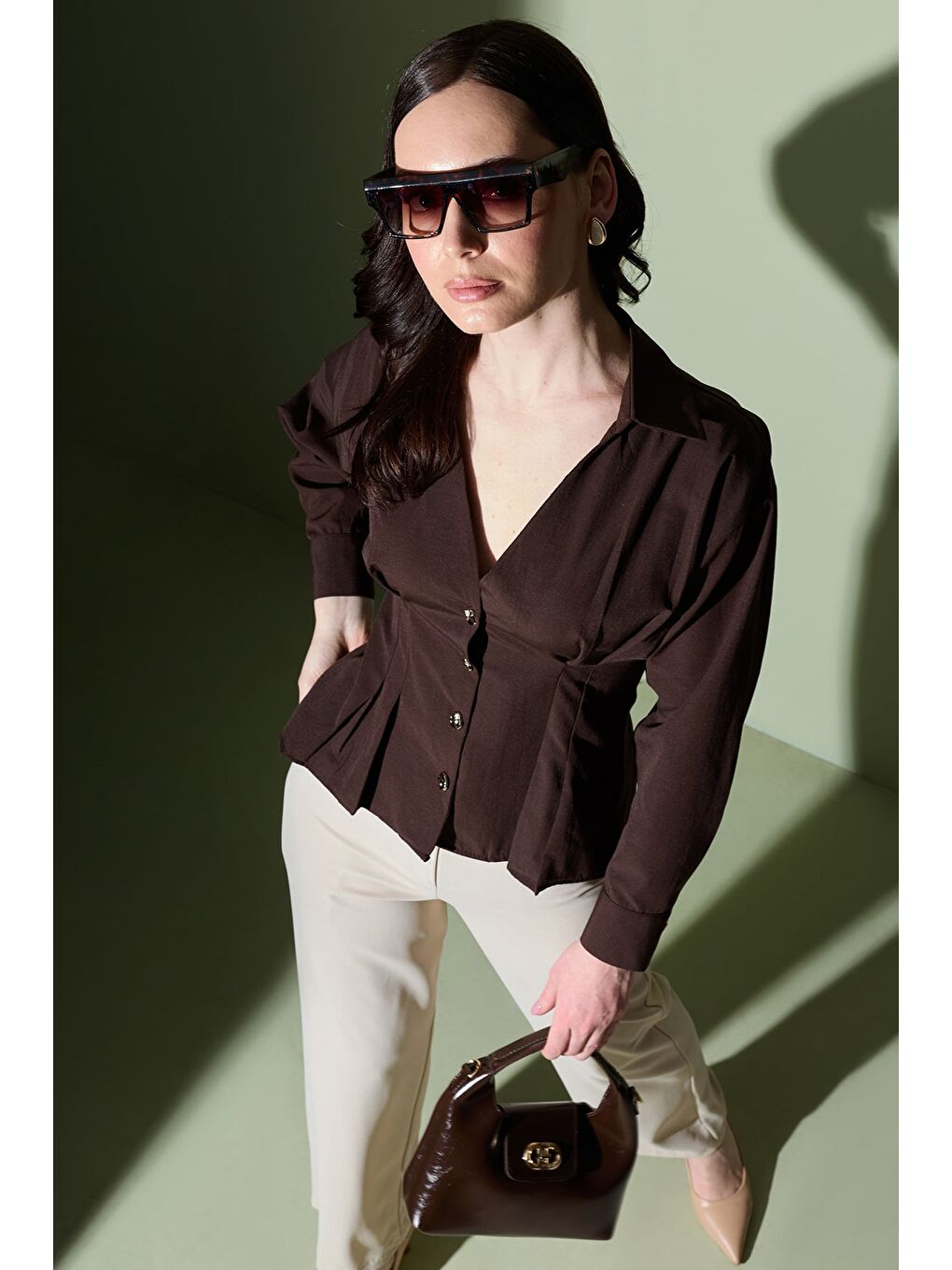 Kahverengi Beli Pensli Pileli  Gömlek-1