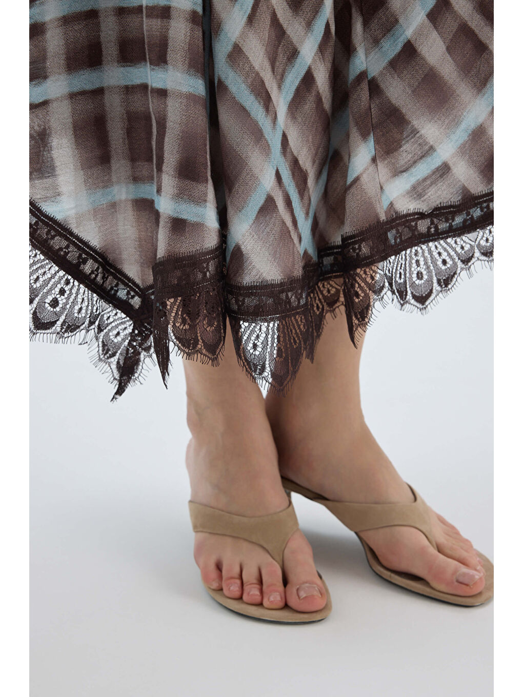 Maffy Dantel Detay Ekoseli Mavi Midi Etek-7