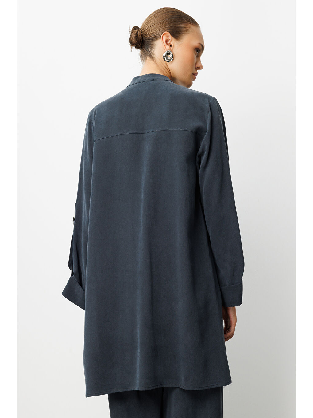 Safari Kol Detaylı Siyah Cupro Tunik-4