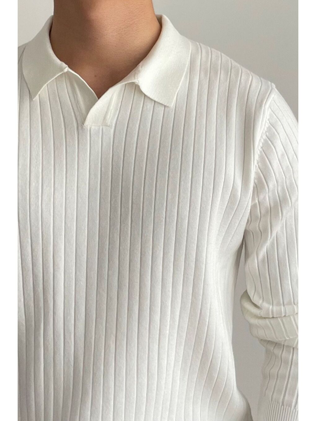 Erkek Beyaz Polo Yaka Fitilli Triko Kazak-1