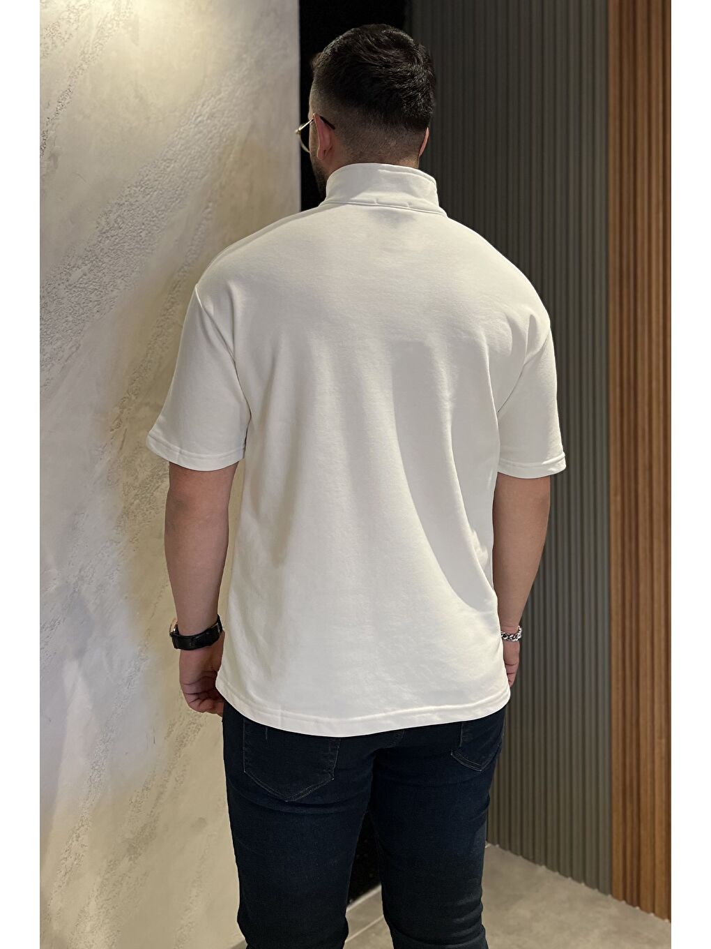 Ekru Erkek Polo Yaka Yarım Fermuarlı Oversize Tişört-2