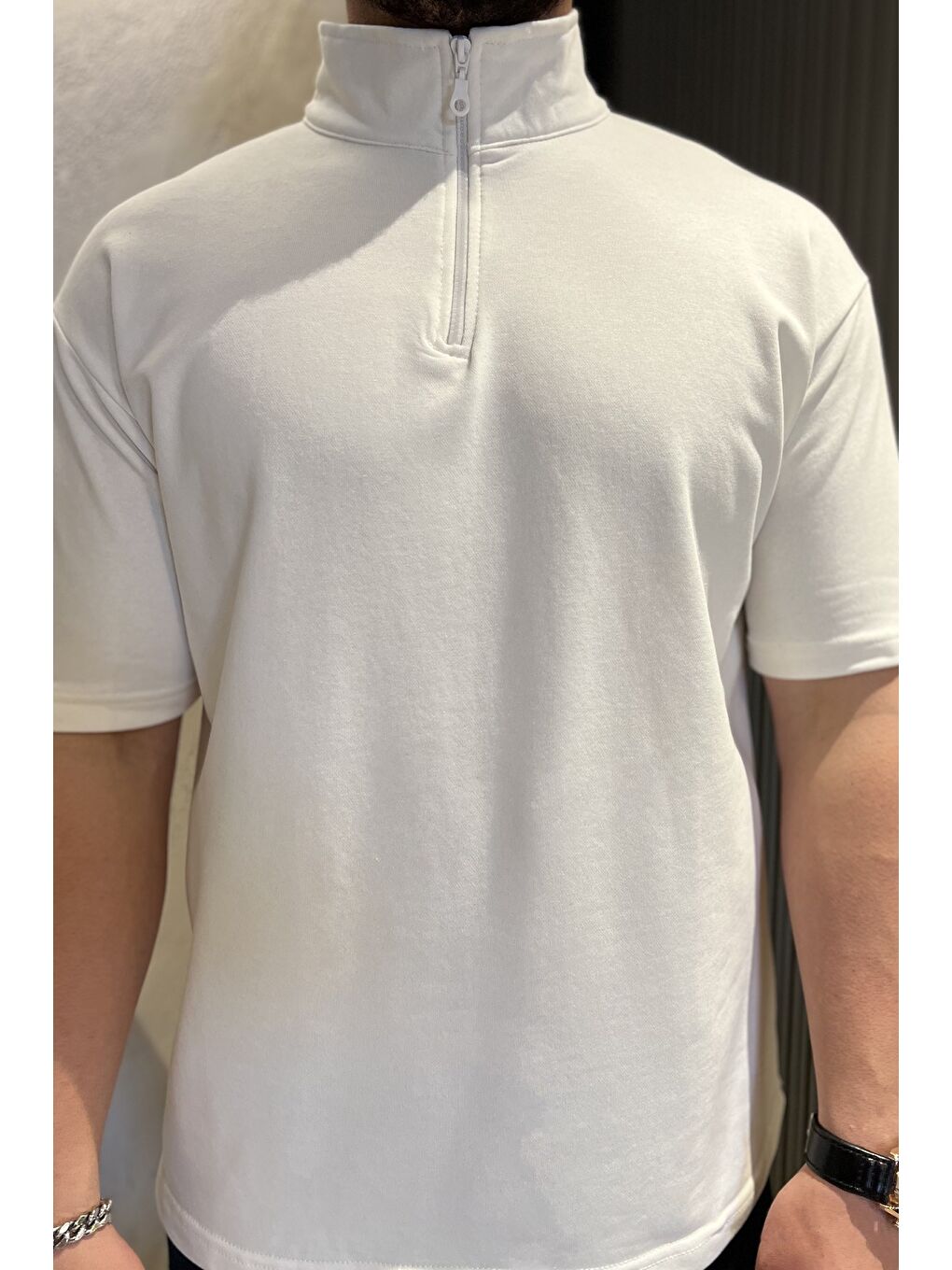 Ekru Erkek Polo Yaka Yarım Fermuarlı Oversize Tişört-3
