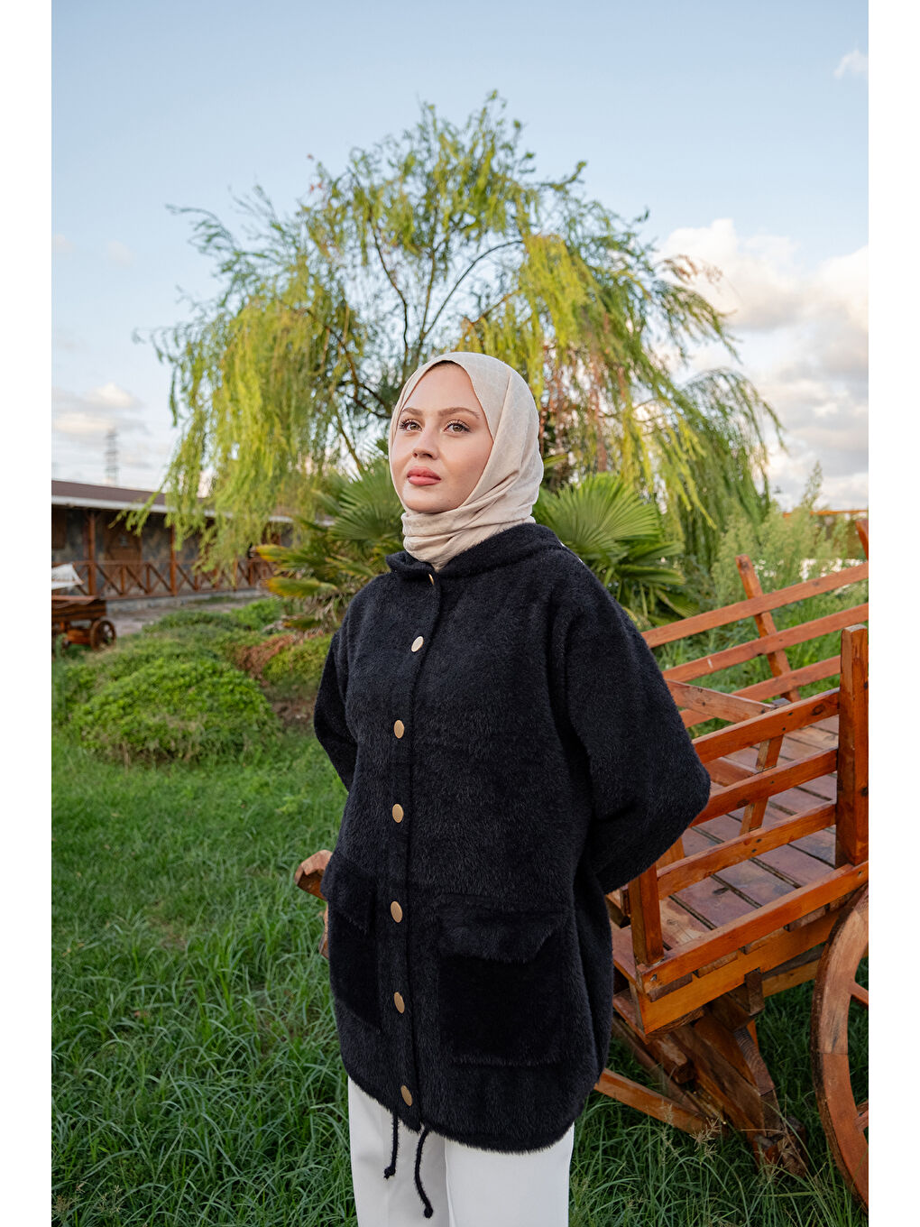 Kadın Kapüşonlu Triko Ceket Siyah-1