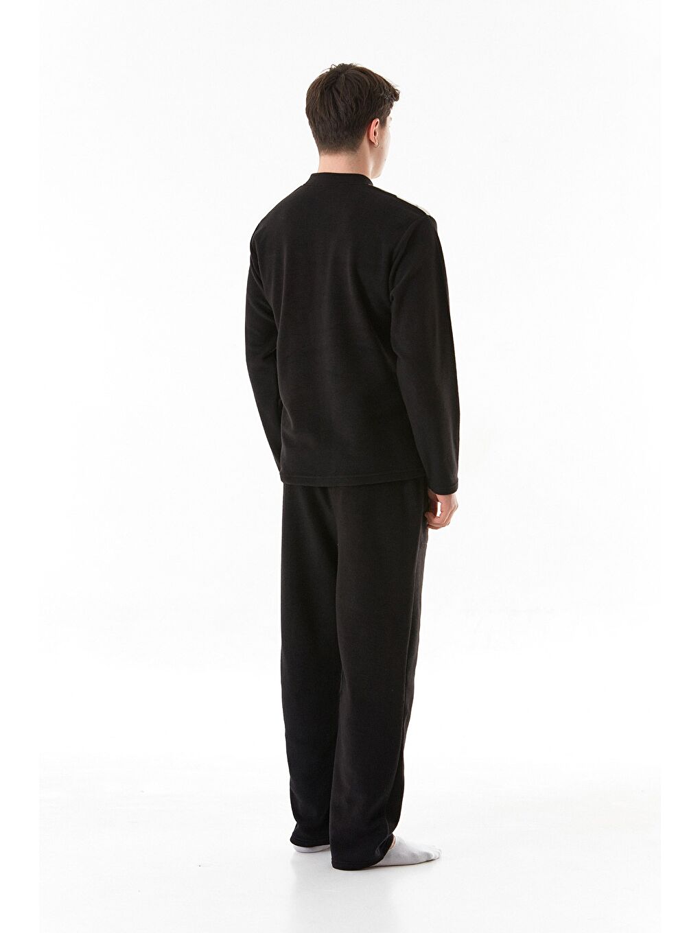 Siyah Baklava Desenli Yakası Düğmeli Polar %100 Pamuk Pijama Takımı-4