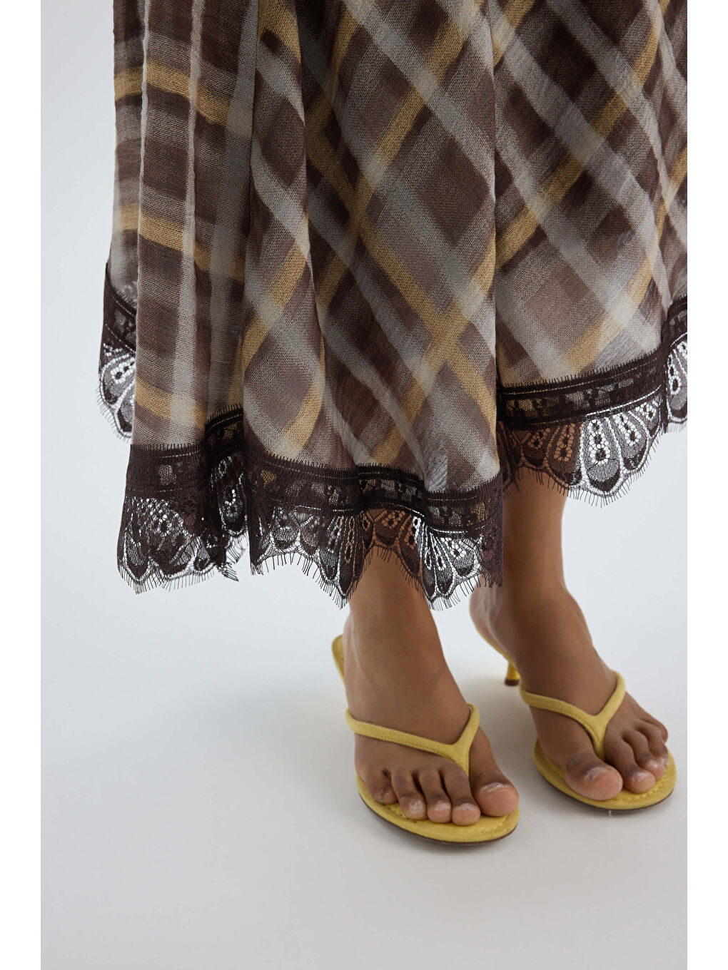 Maffy Dantel Detay Ekoseli Sarı Midi Etek-7