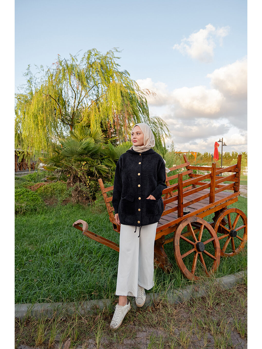 Kadın Kapüşonlu Triko Ceket Siyah-2