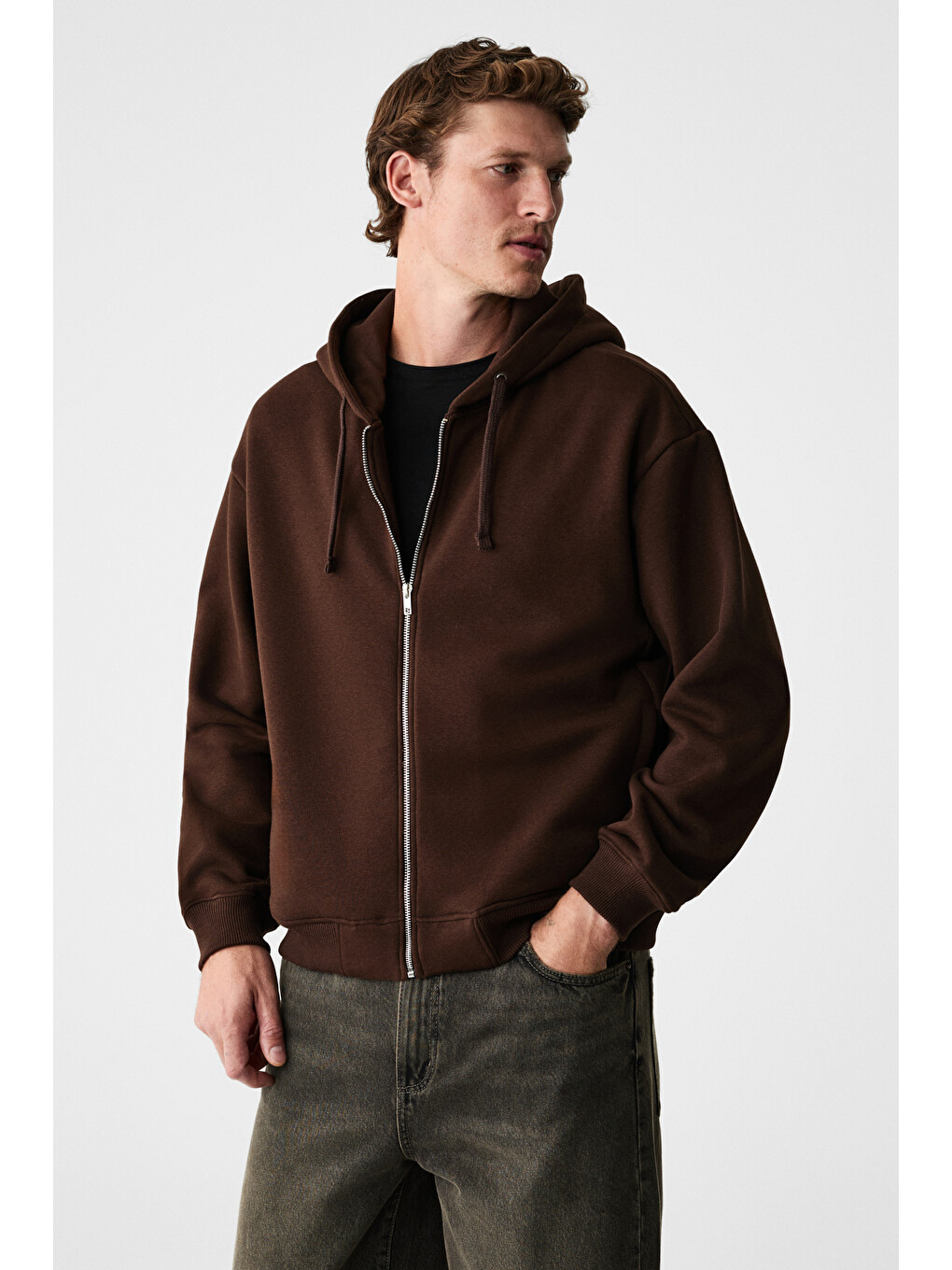 Kahverengi Ashby Erkek Kapüşonlu Fermuarlı Cepli Kordonlu Boxy Kalıp Acı Kahve Sweatshirt-3