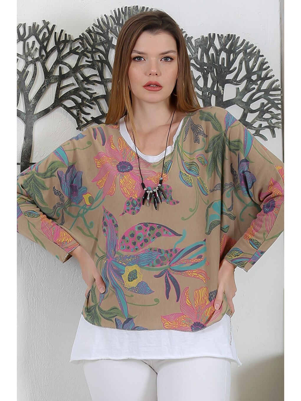 Bej İtalyan Vizon V Yaka Uzun Kol Çiçekli İkili Set Kolyeli Casual Triko Bluz