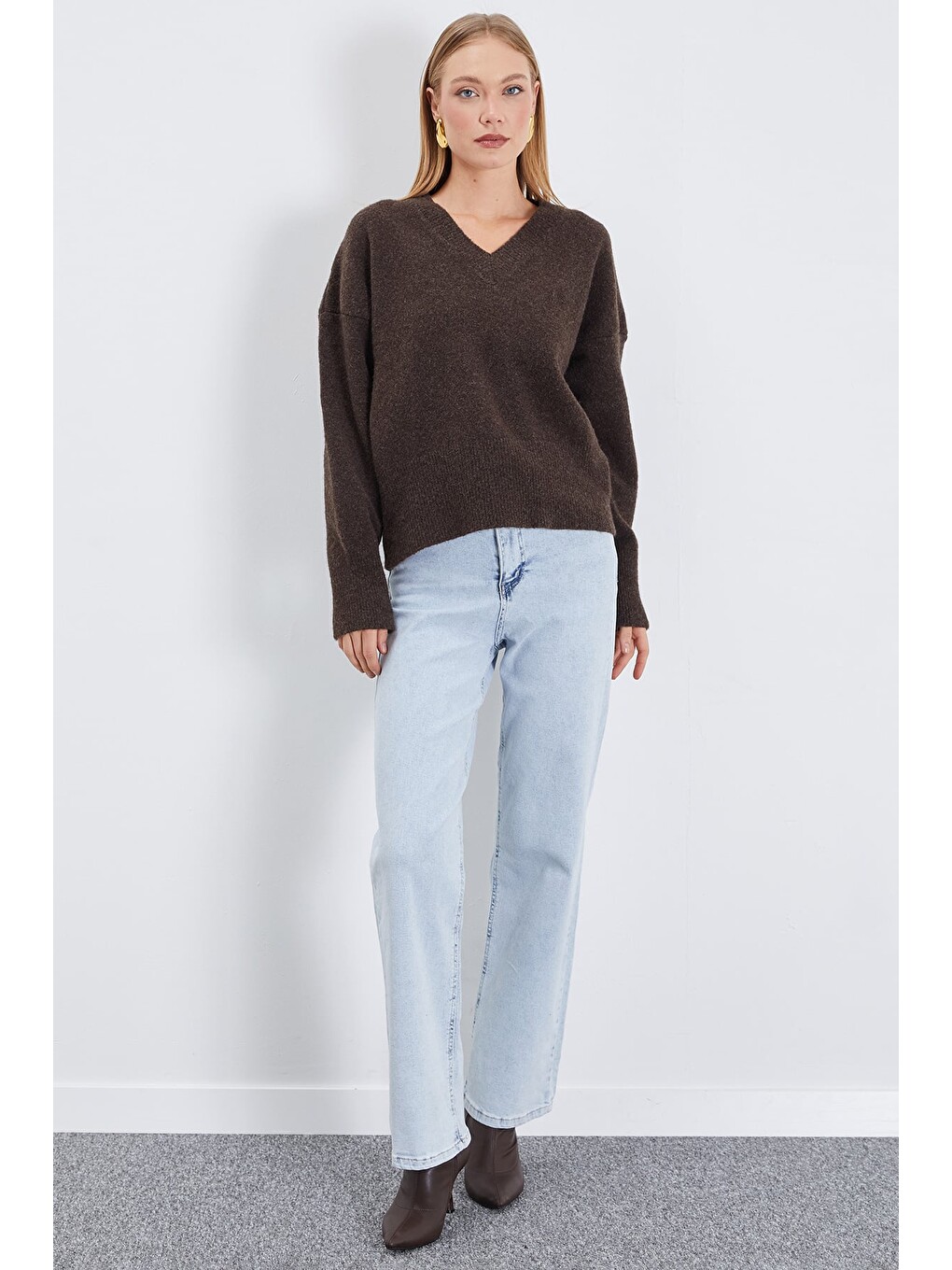 Kahverengi Basic V Yaka Oversize Triko Kazak-3