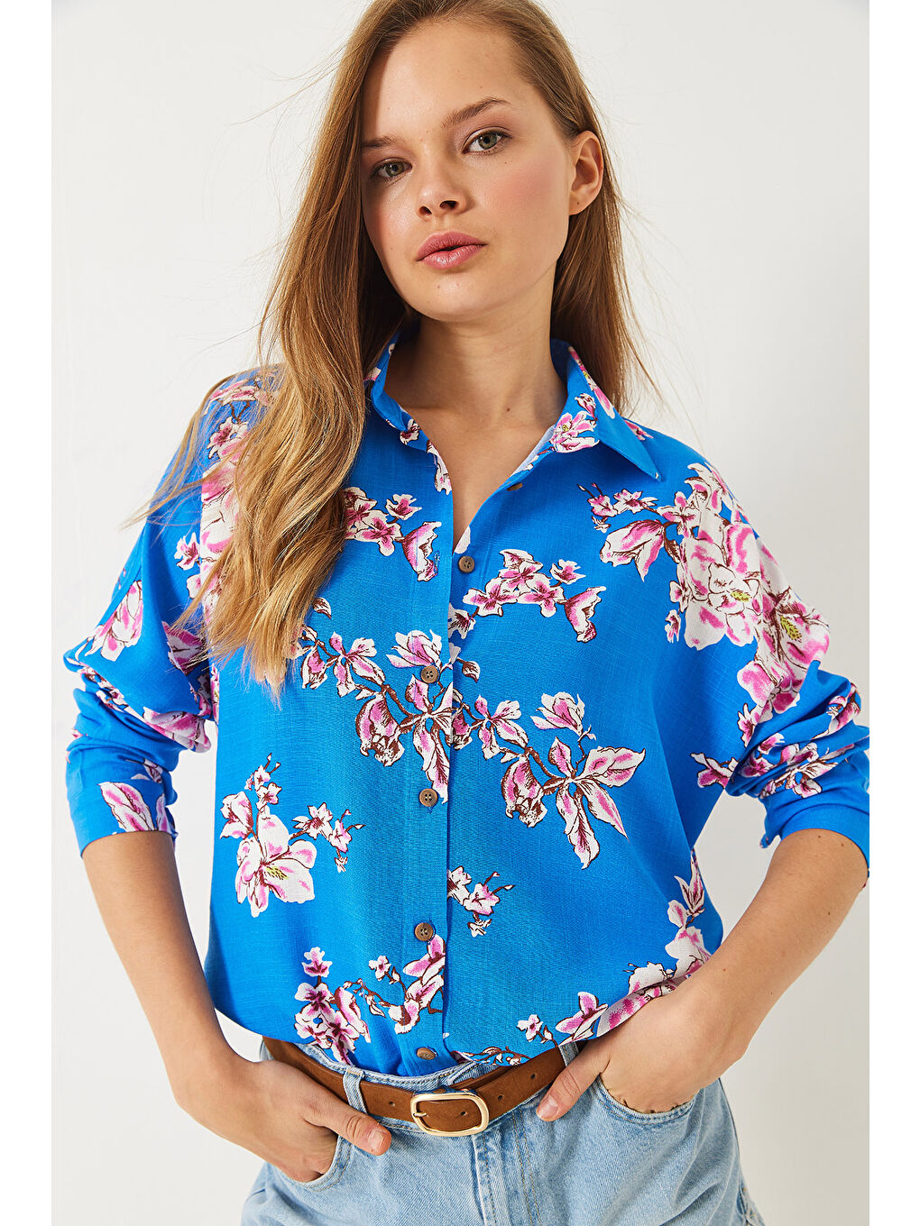 Mavi Kadın Çiçek Desenli Oversize Viskon Keten Gömlek-3