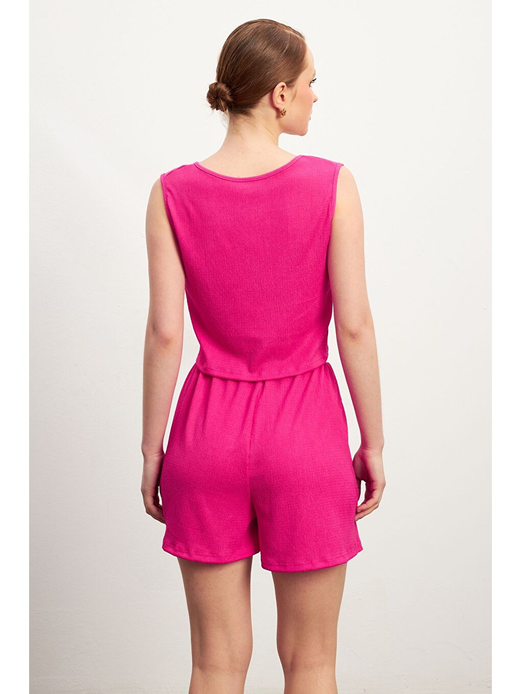 Kadın Fuşya Bağlamalı Kolsuz Krinkıl Şortlu Takım-4