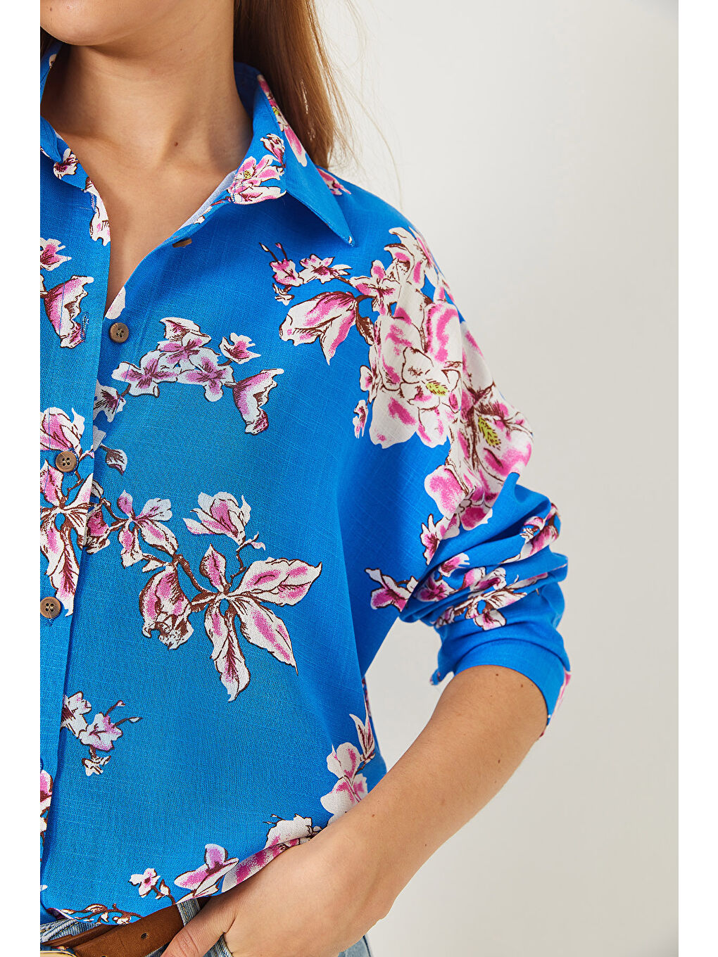 Mavi Kadın Çiçek Desenli Oversize Viskon Keten Gömlek-4
