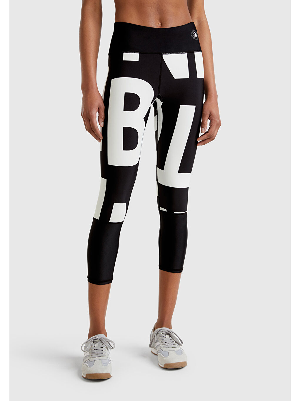 Kadın Siyah Desenli Beli Logo Baskılı Bantlı Tayt