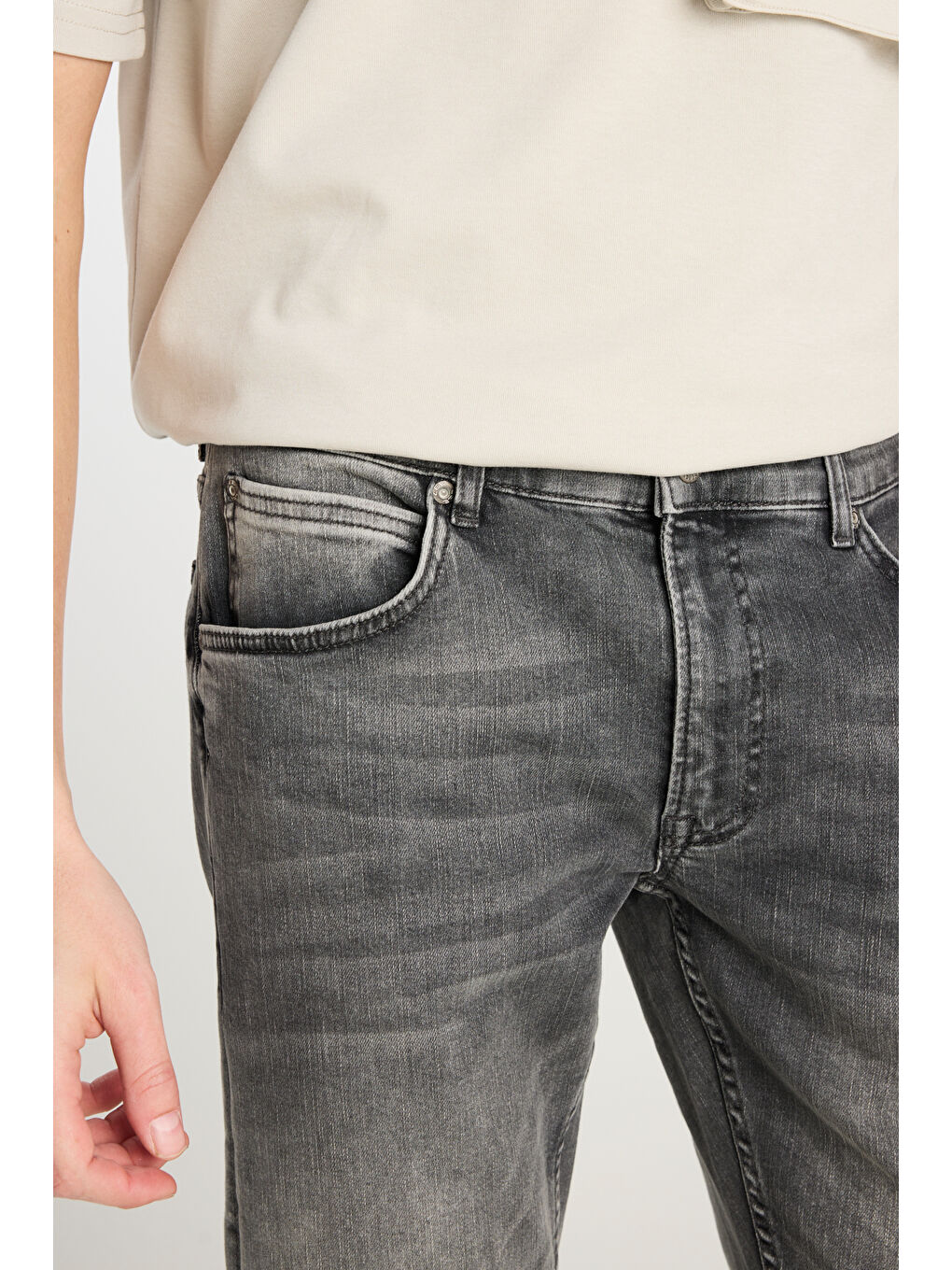 Luke Slim Fit Dar Kesim Normal Bel Açık Gri Esnek Jean Pantolon-4