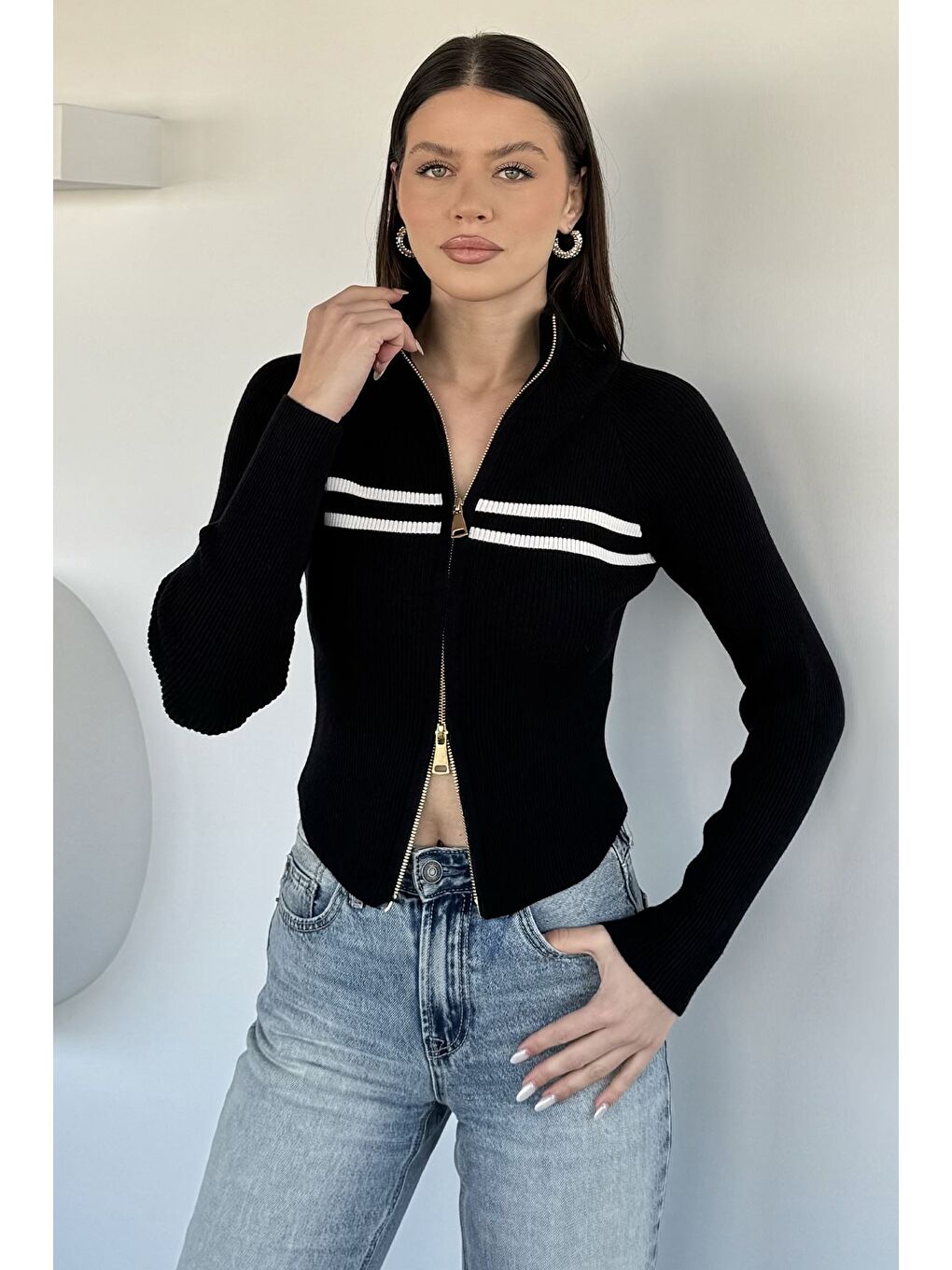 Siyah Kadın Dik Yaka Çift Fermuarlı Triko Hırka