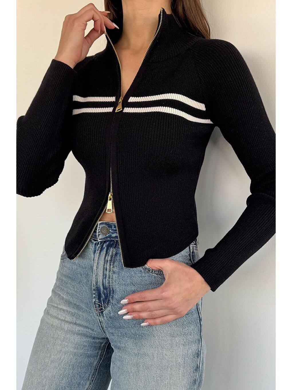 Siyah Kadın Dik Yaka Çift Fermuarlı Triko Hırka-2