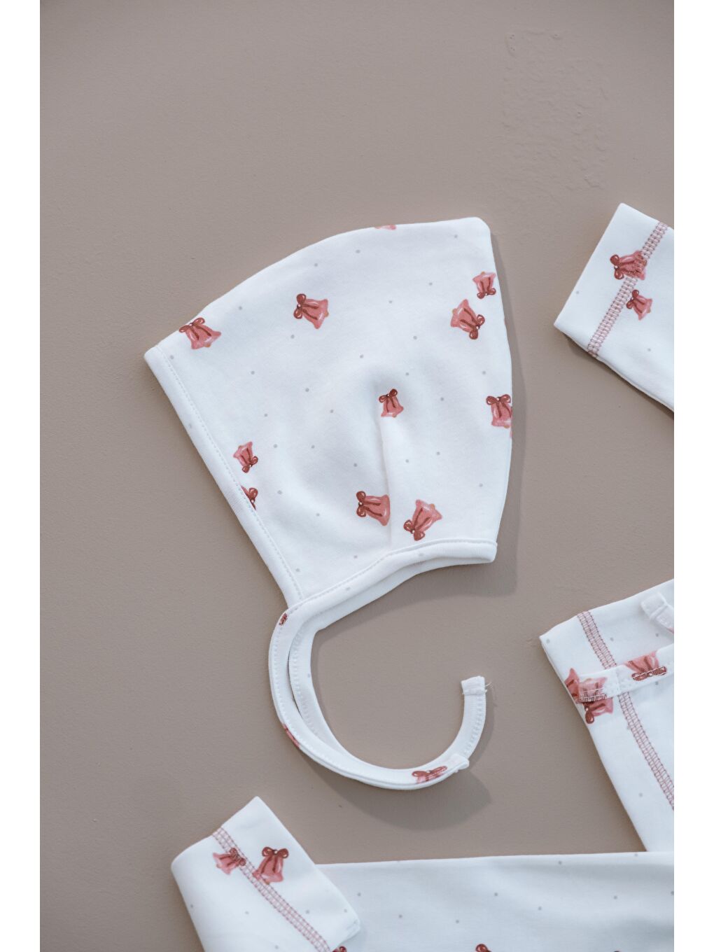 Beyaz Çan Baskılı Pure Hug Serisi Kruvaze 3'Lü Takım-4