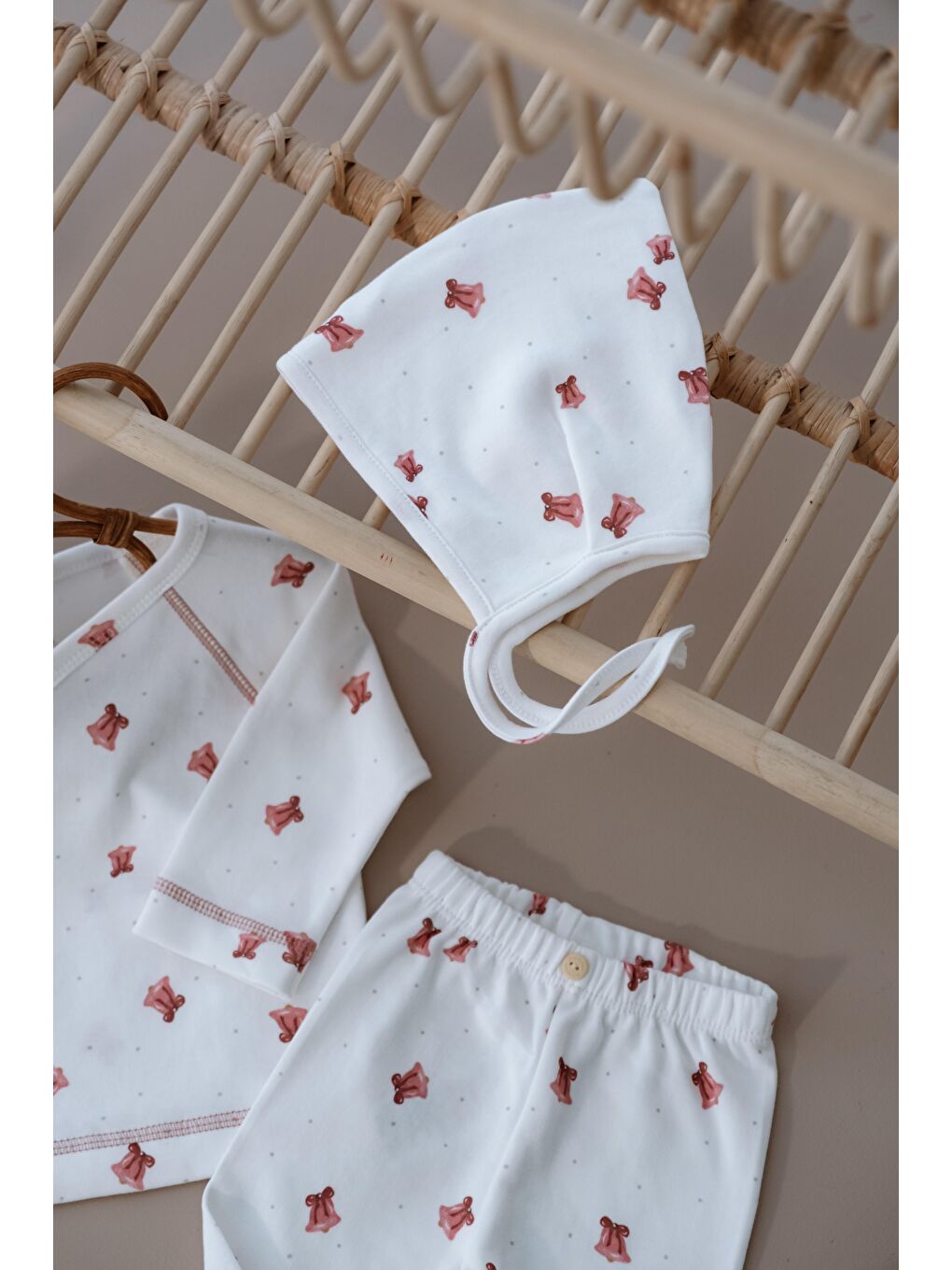 Beyaz Çan Baskılı Pure Hug Serisi Kruvaze 3'Lü Takım-7