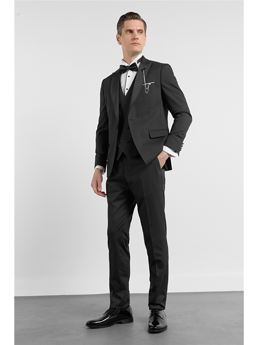 Siyah Kılıç Yaka Düz Desen 6 Drop Slim Fit Esnek Yelekli Takım Elbise 1001260293-1