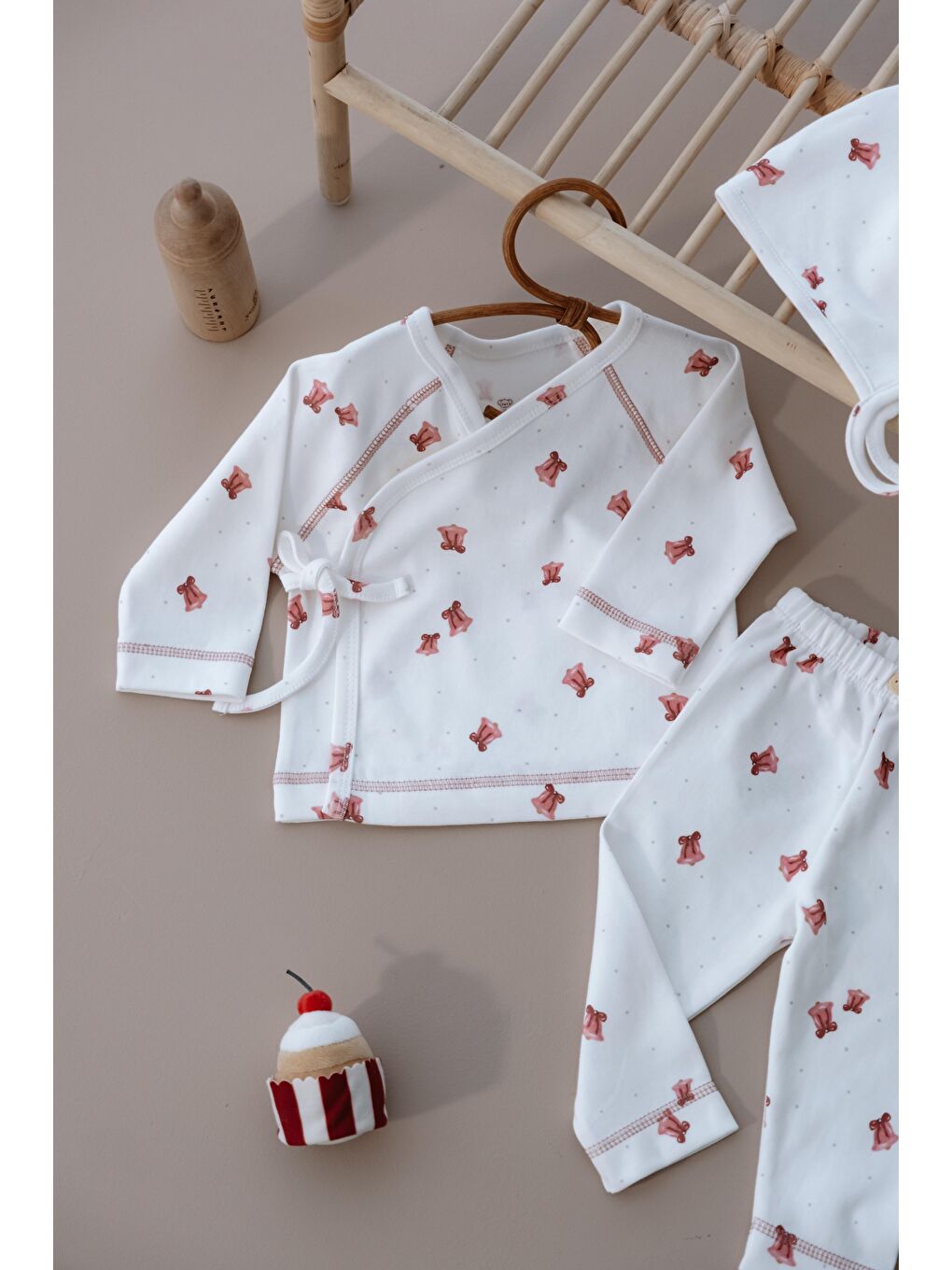 Beyaz Çan Baskılı Pure Hug Serisi Kruvaze 3'Lü Takım-8