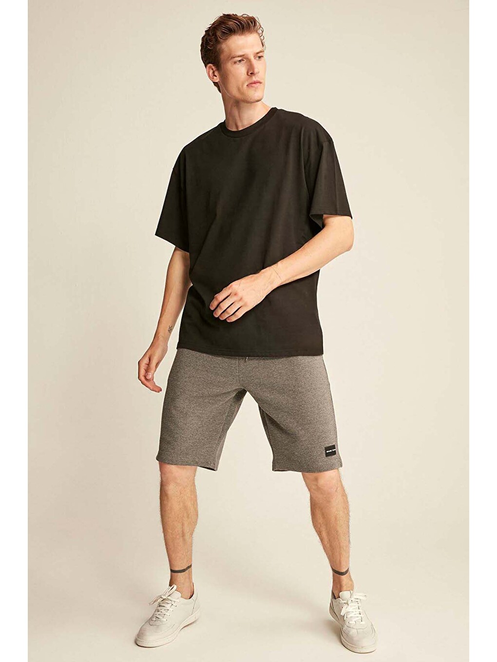 Siyah JETT Erkek Oversize Fit %100 organik Pamuk Kalın Dokulu Bisiklet Yakalı SİYAH T-Shirt-1