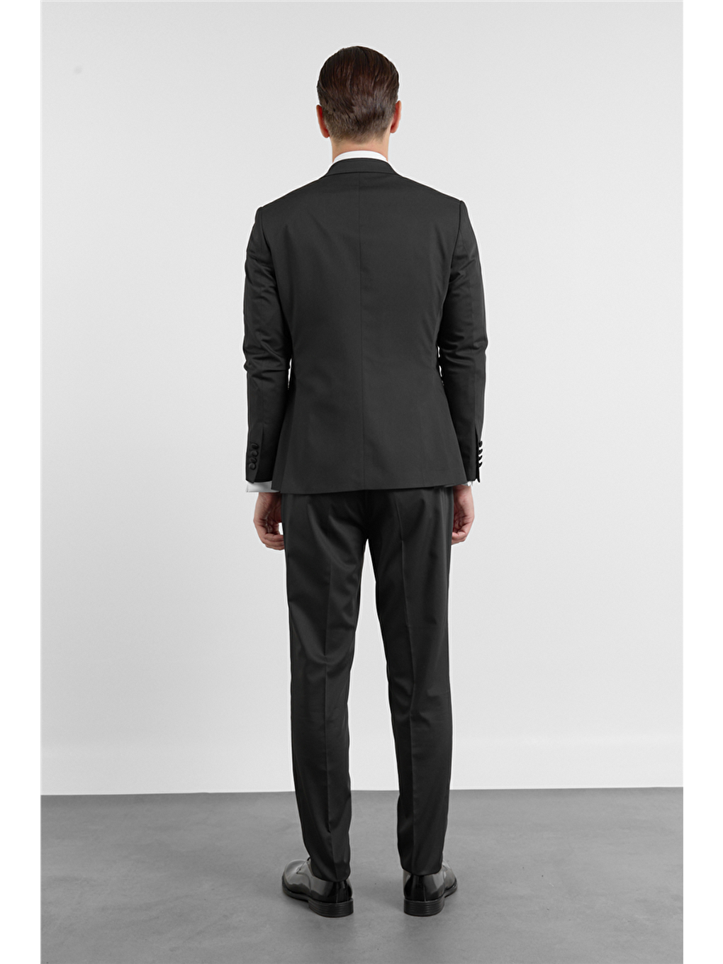 Siyah Kılıç Yaka Düz Desen 6 Drop Slim Fit Esnek Yelekli Takım Elbise 1001260293-4