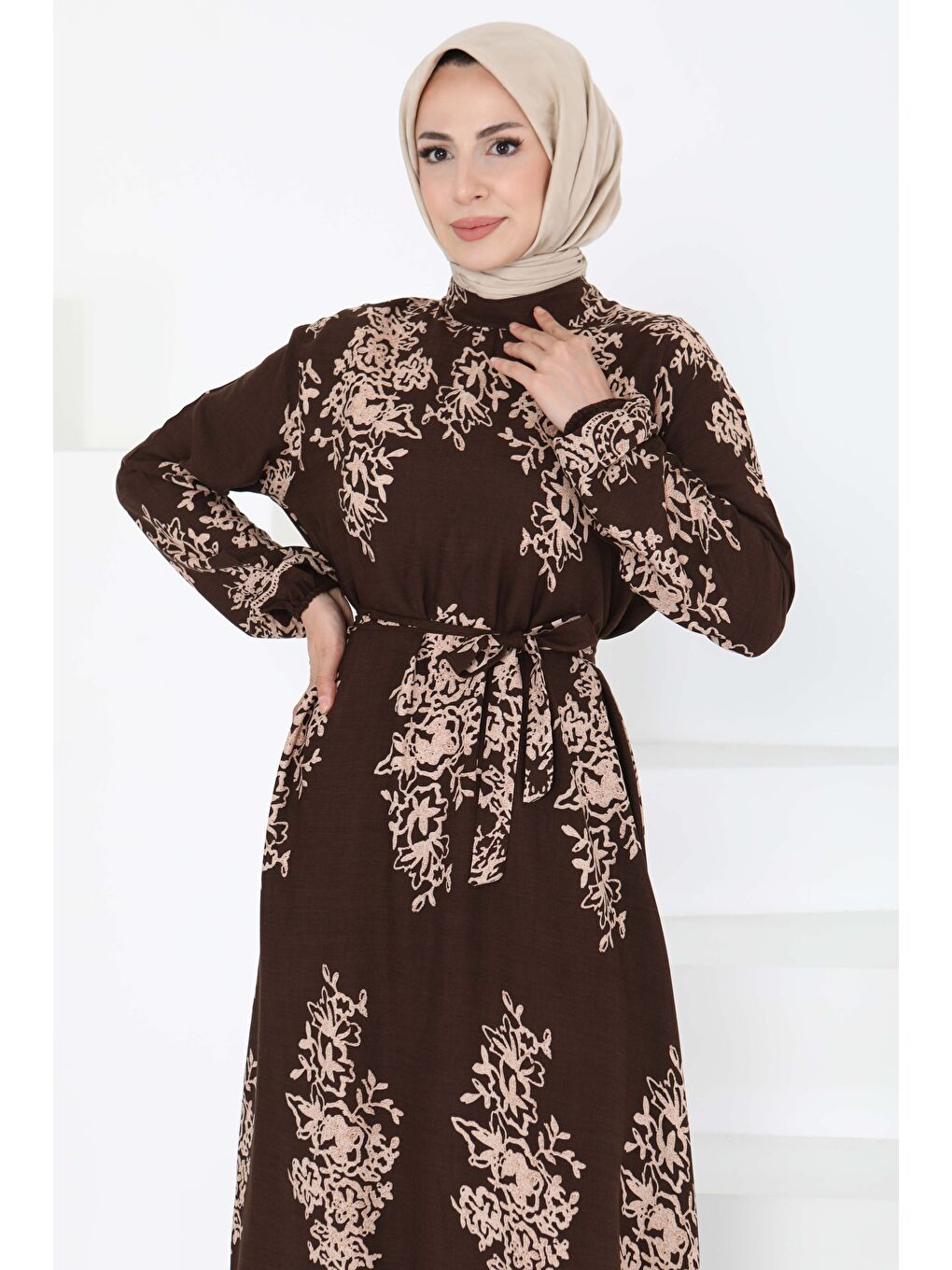 Kahverengi Kuşaklı Desenli Elbise Kahve - 27191-2