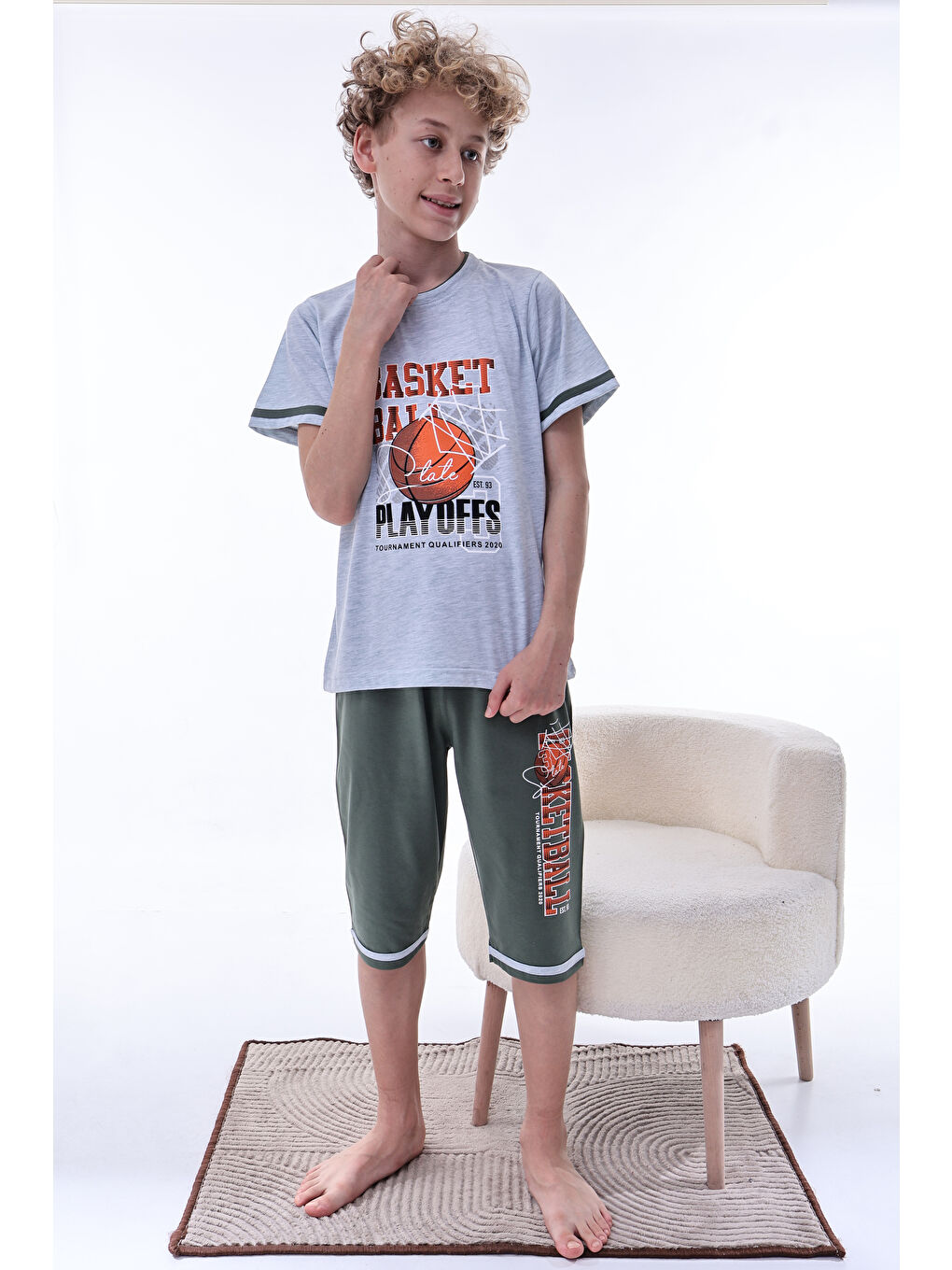 Gri Erkek Çocuk %100 Doğal Pamuk Kısa Kollu  Kaprili Pijama Takımı